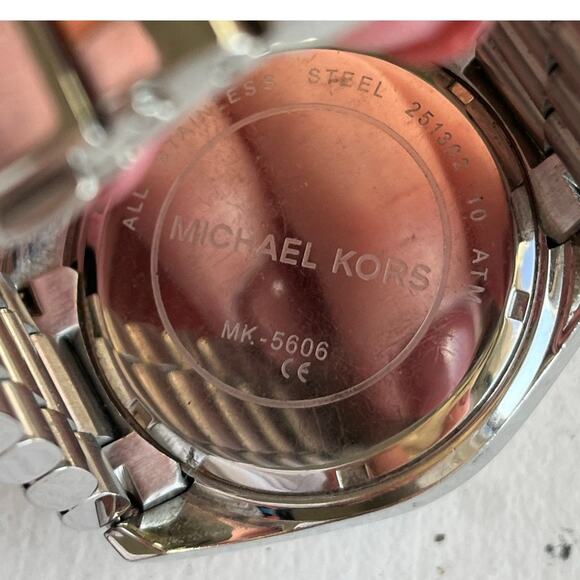 Michael Kors Bradshaw Chronograph Two-Tone MK5606 Women's Navy Face Watch $375 - Picture 2 of 16